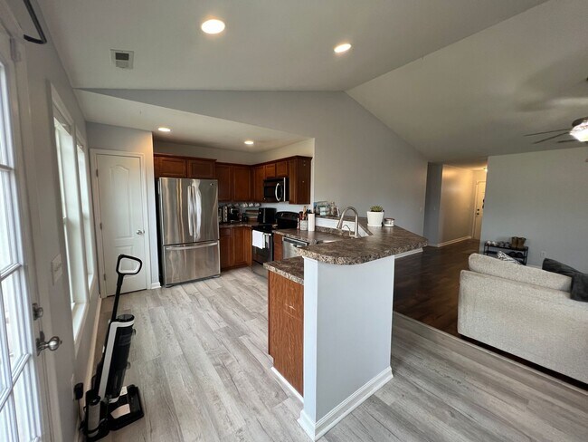 Building Photo - 102 Gobblers Way