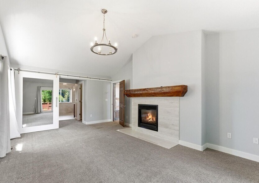 Building Photo - 1422 Cutter Ln