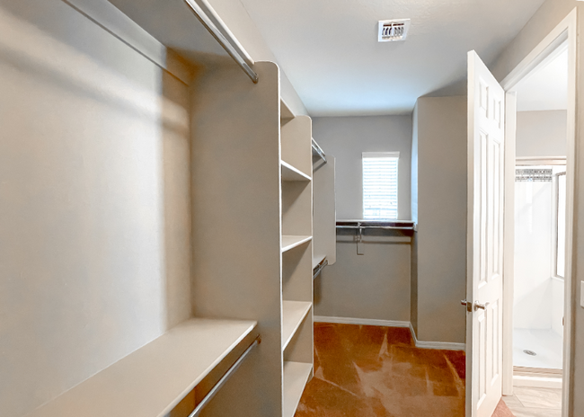 Building Photo - 118 E Canyon Way
