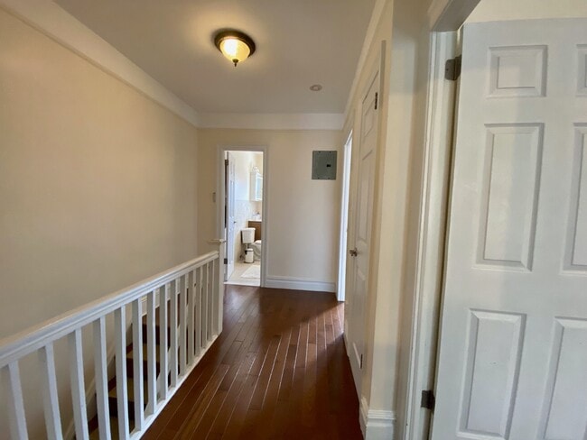 Building Photo - 84-06 63rd Ave