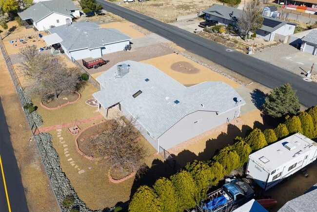 Building Photo - 3 bed, 2 bath home in Prescott Valley