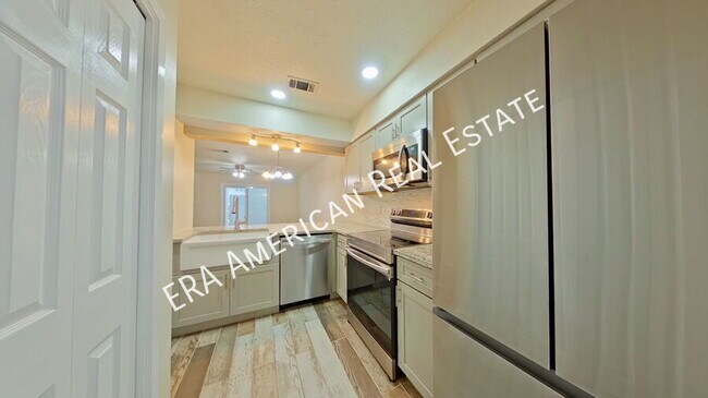 Building Photo - 243 Kathy Ct