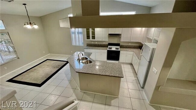 Building Photo - 9756 Silver Pebble St