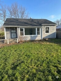 Building Photo - 112 Dawn Ave