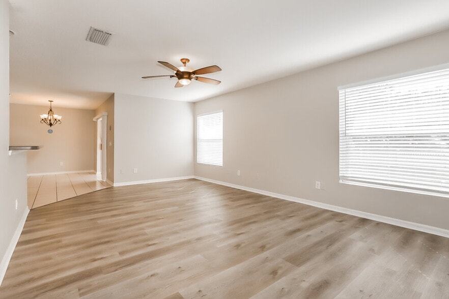 Building Photo - 17126 Falconridge Rd