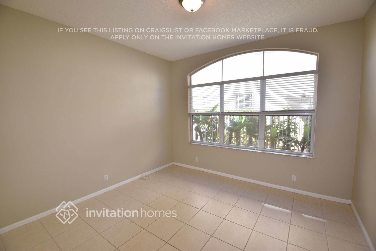 Building Photo - 6103 C Durham Dr