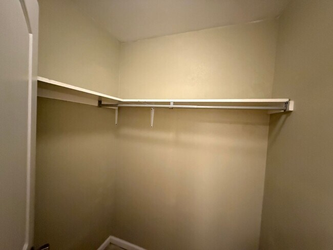 Building Photo - 45129 Durbin Rd