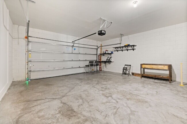 Building Photo - 5154 Tana Ter