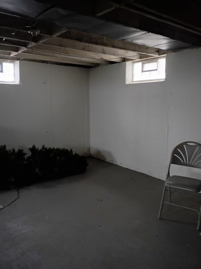 Building Photo - 12628 Whitcomb