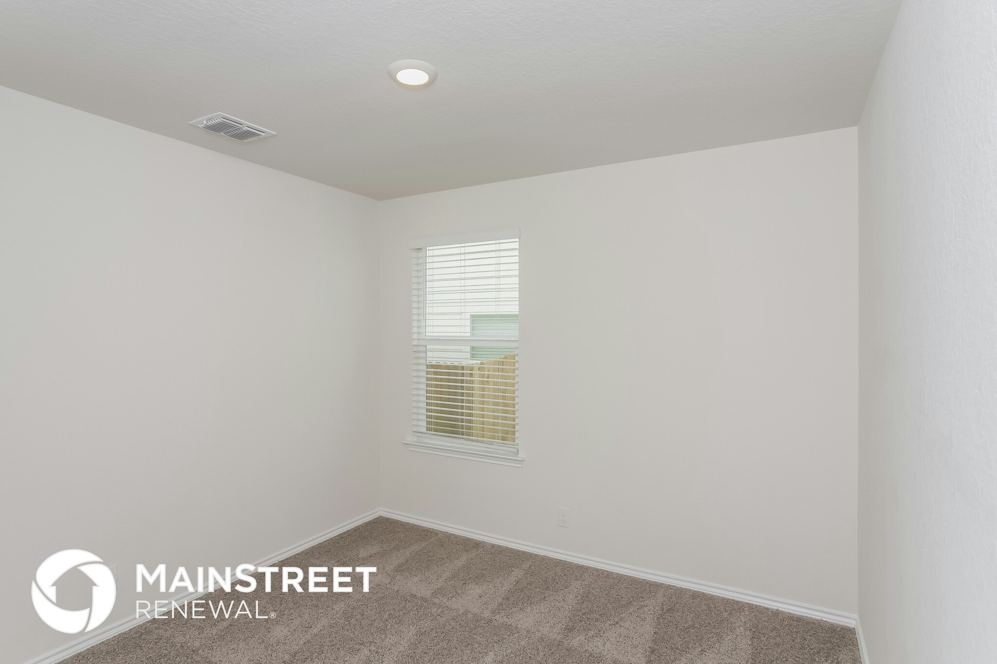 Building Photo - 15323 Crimson Topaz