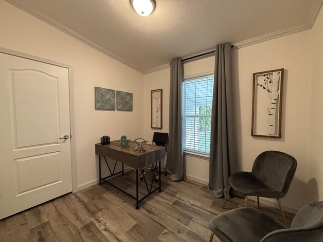 Building Photo - 4109 74th Pl N