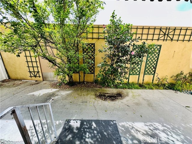 Building Photo - 6225 Coldwater Canyon Ave