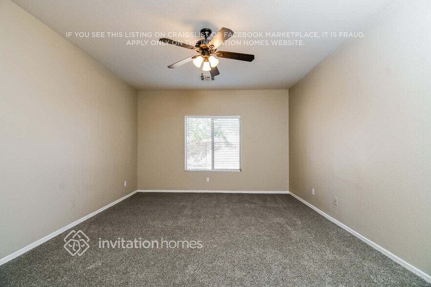 Building Photo - 806 E Tortoise Trail