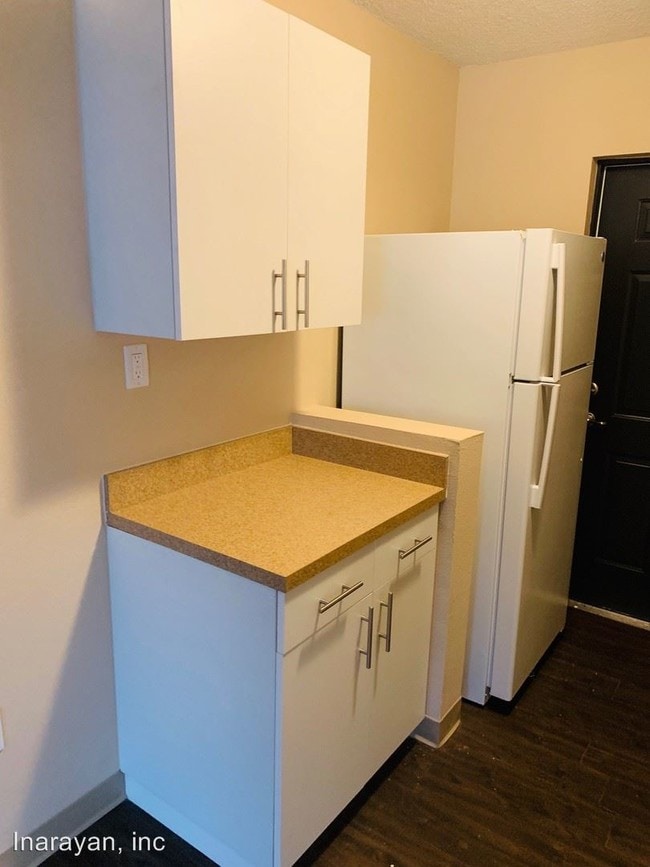 Building Photo - 541 S Cottage Hill Rd