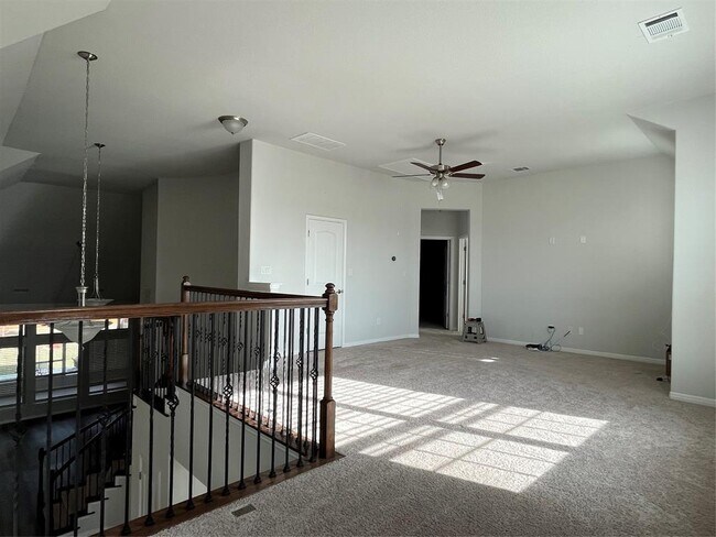 Building Photo - 121 Red Granite Rd