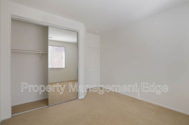 Building Photo - 32555 Favara Dr