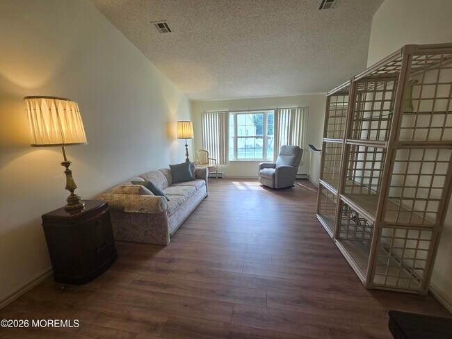 Building Photo - 4 Cordoba Ct