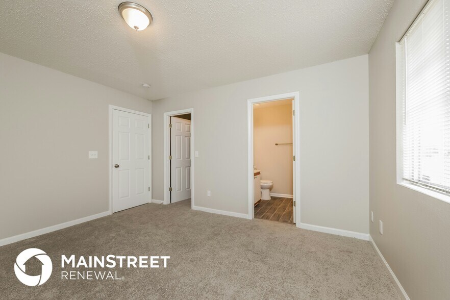 Building Photo - 3806 Dartford Dr