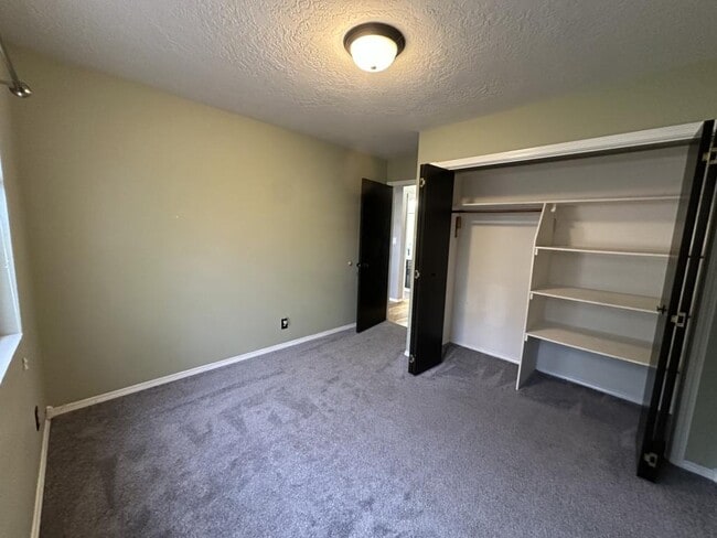 Building Photo - 2067 Sundown St