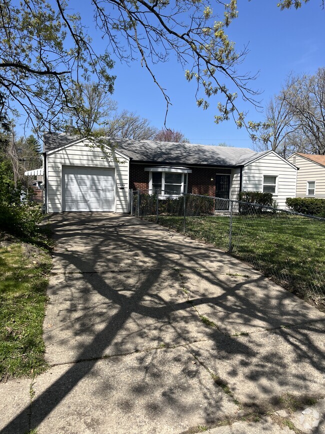 Building Photo - 6244 Raleigh Dr