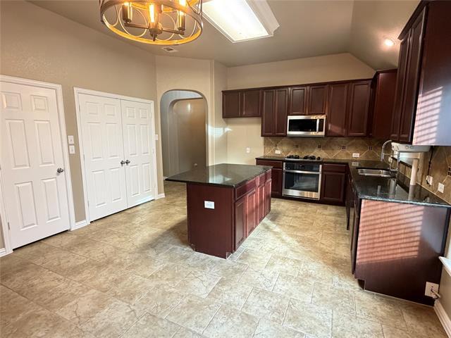 Building Photo - 10329 Stoneside Trl