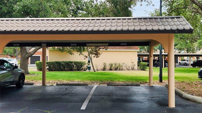 Building Photo - 4126 Central Sarasota Pkwy