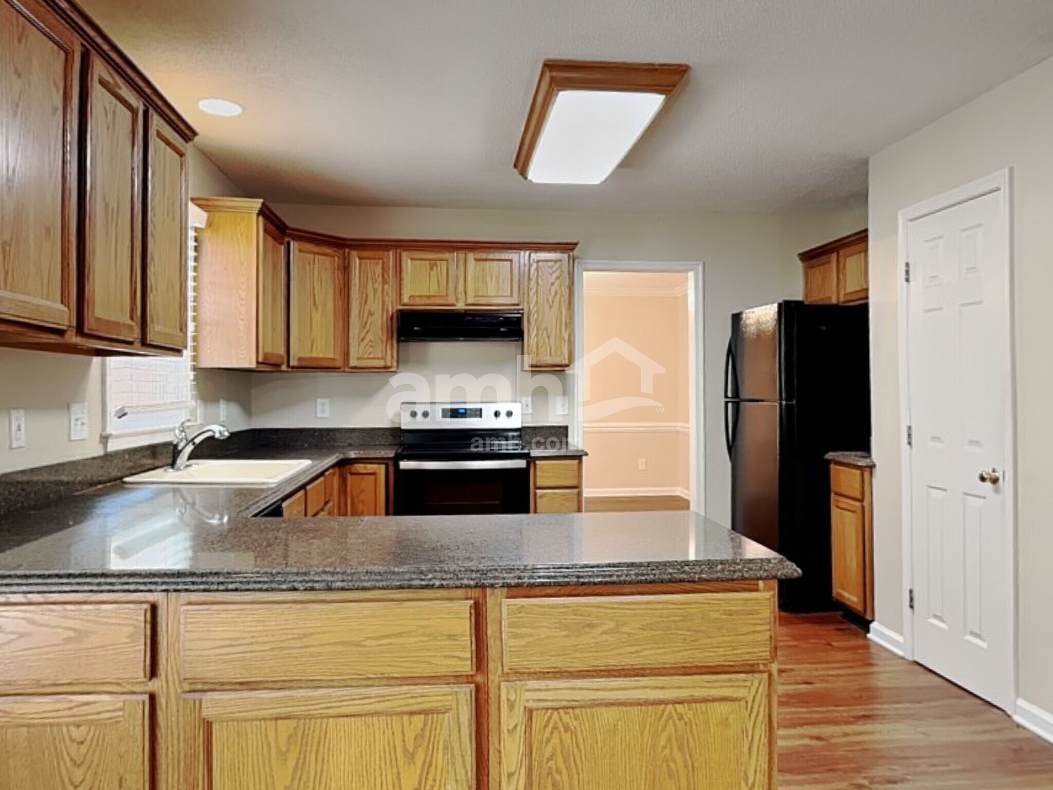 Building Photo - 6400 Ivystone Dr