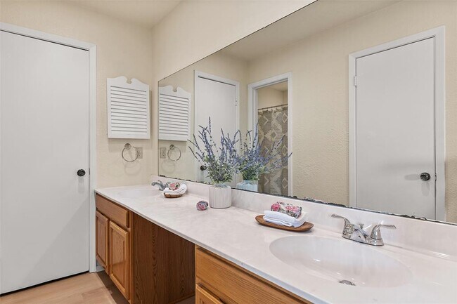 Building Photo - 11205 Amethyst Trail