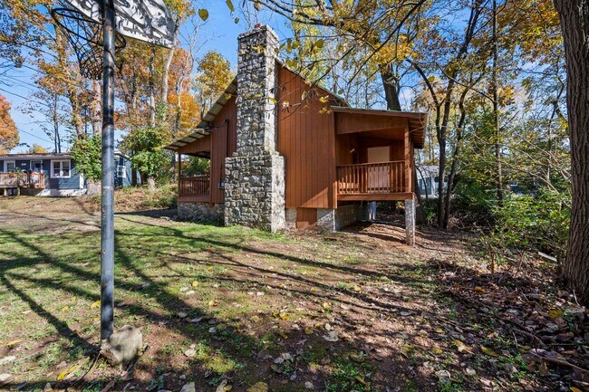 Building Photo - Move-In Special Available! Charming Cabin with Modern Finishes!