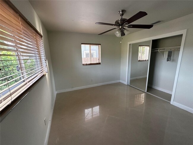 Building Photo - 1718 N 27th Ave