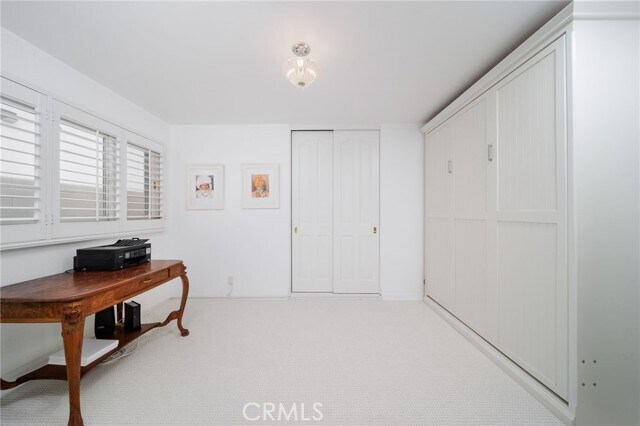 Building Photo - 52 Balboa Coves