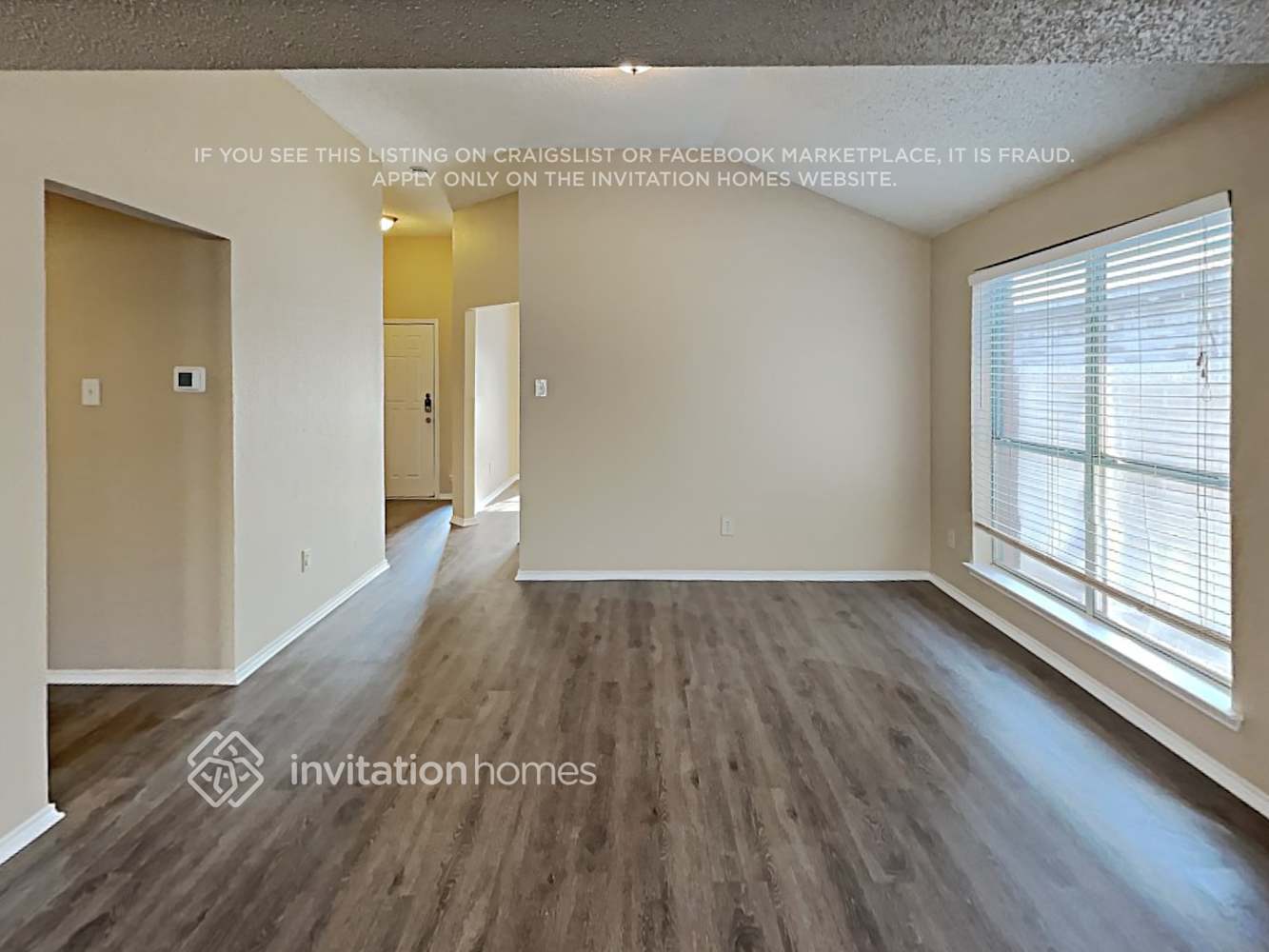 Building Photo - 10220 Cypress Hills Dr