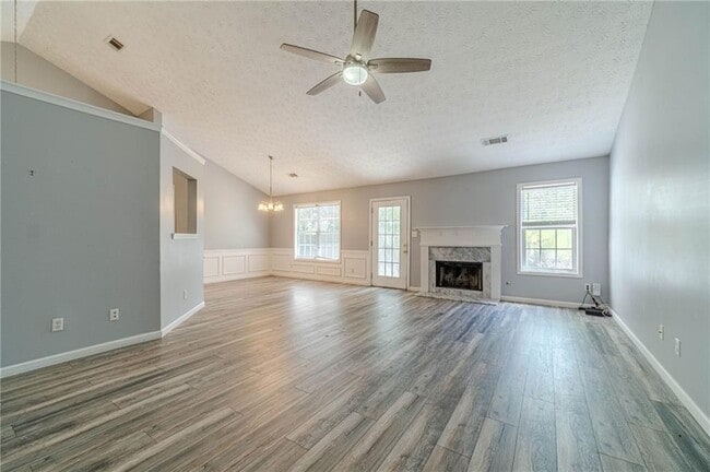 Building Photo - 1617 Amhearst Walk Rd