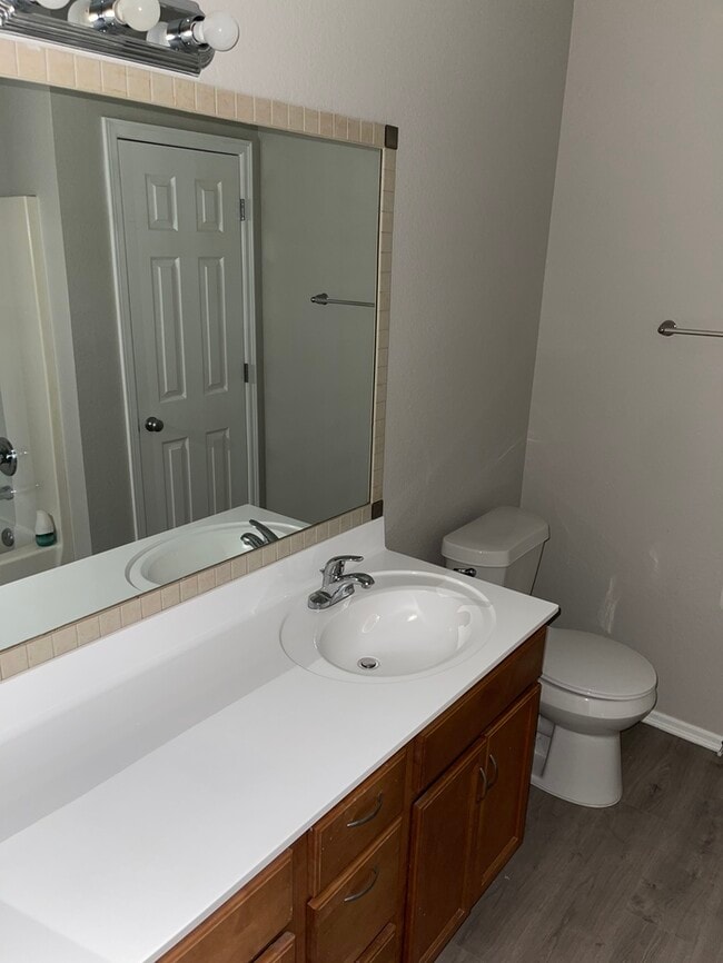 Building Photo - 10702 N 146th E Ave