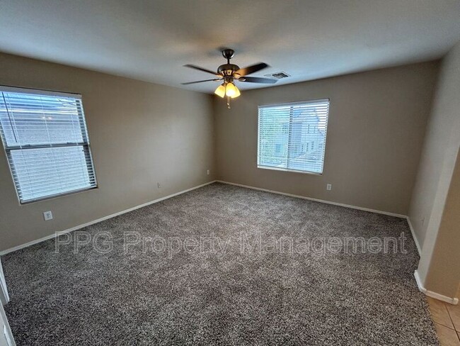 Building Photo - 17931 W Sunnyslope Ln