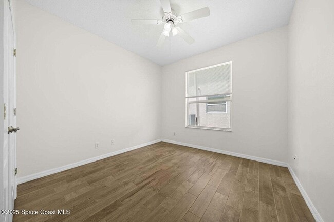 Building Photo - 816 Autumn Glen Dr
