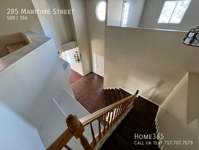 Building Photo - Wonderful Home in Gated Neighborhood!