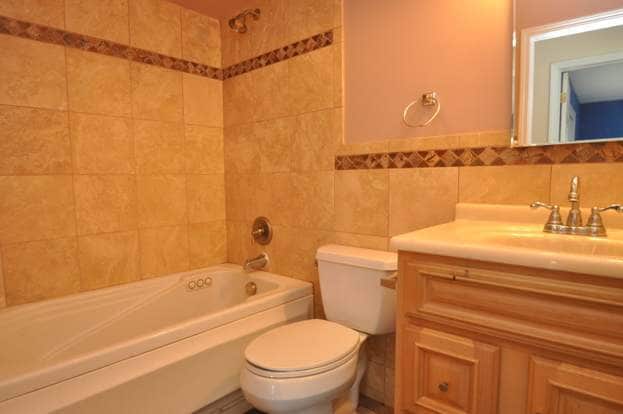 Building Photo - 2400 Archbury Ln