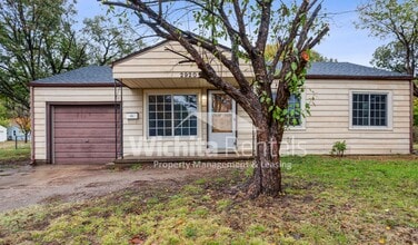 Building Photo - 3 BD/1 BA home near Friends University!