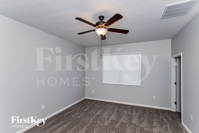 Building Photo - 740 Remington Green Dr SE