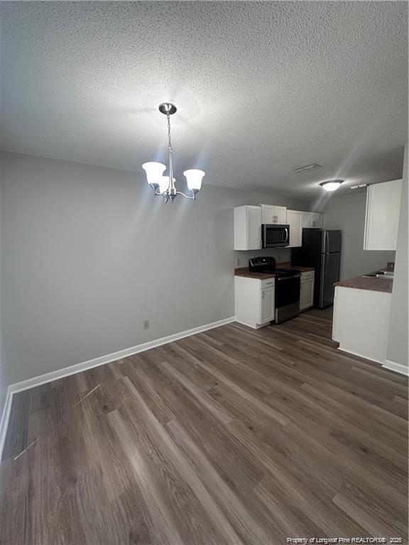 Building Photo - 642 Mosswood Ln