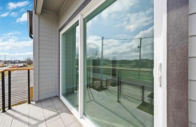 Building Photo - 9212 Jutland Rd