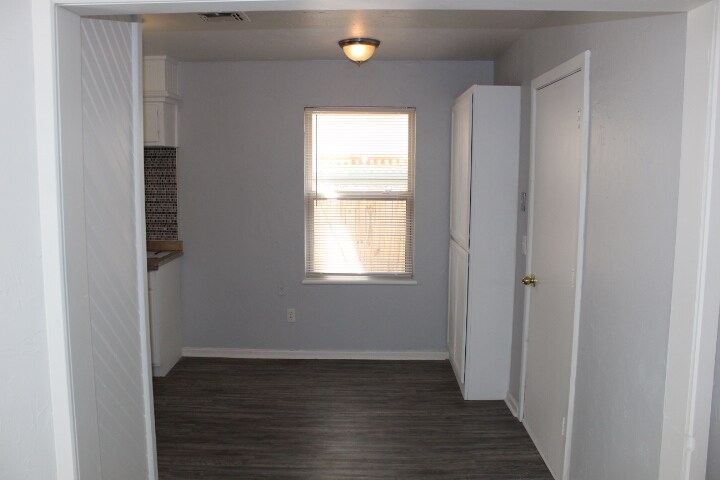 Building Photo - 3828 NW 29th St