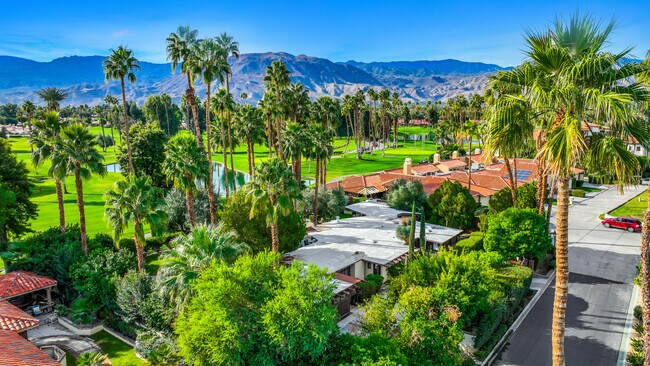 Building Photo - 261 Cordoba Way