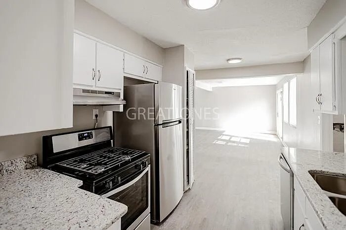 Building Photo - 134 Sycamore Ct