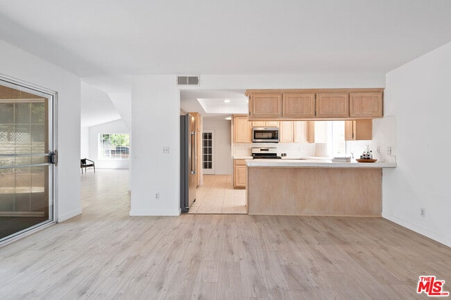 Building Photo - 8473 Penfield Ave