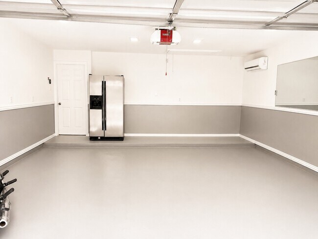 Building Photo - 5507 Cranston Ct
