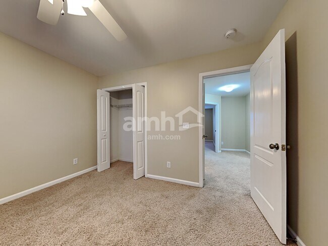 Building Photo - 104 Brick Greens Ct