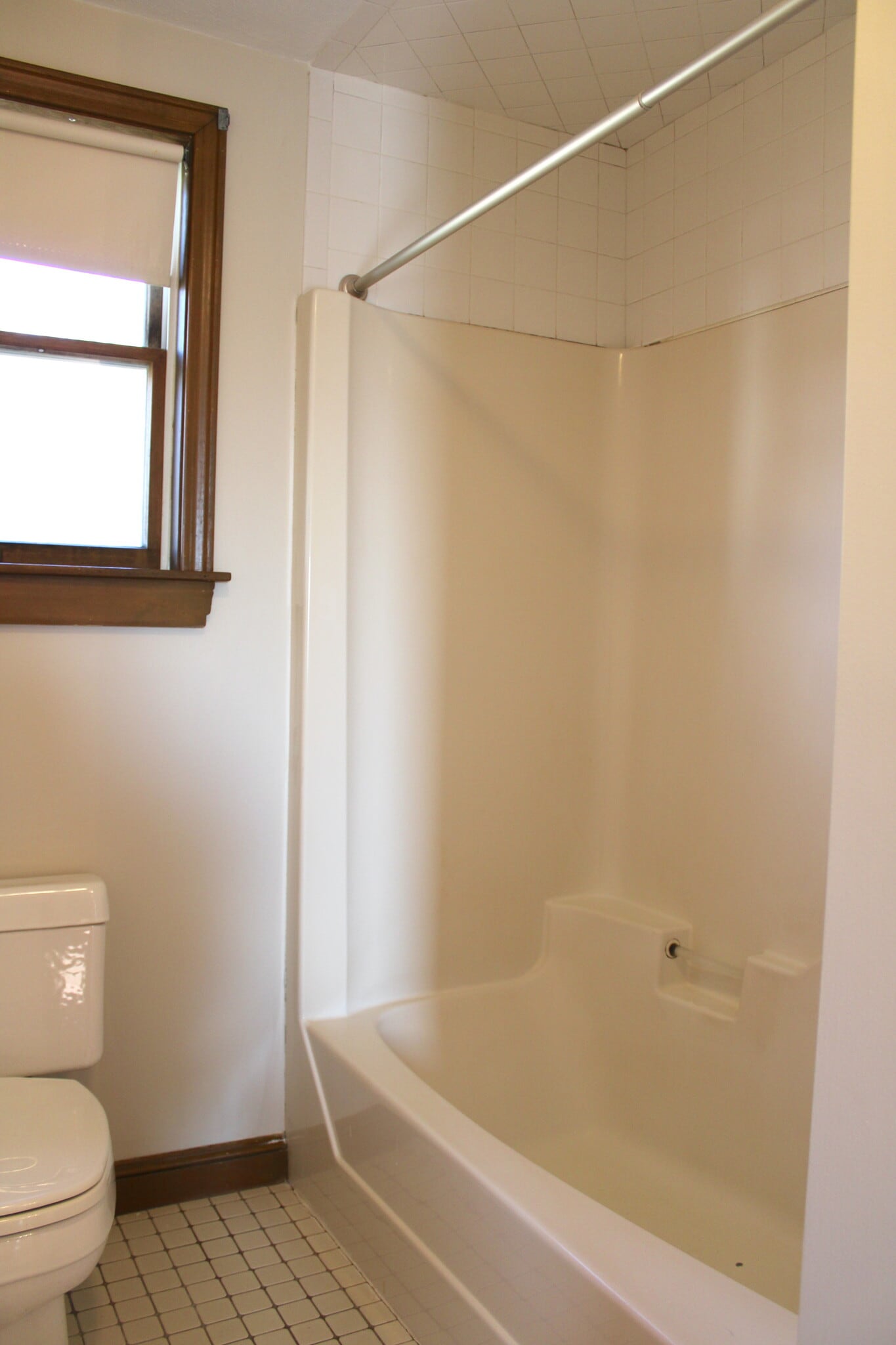 Building Photo - 2 Clark St