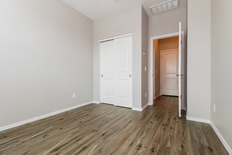 Building Photo - 12288 W Desert Sun Ln